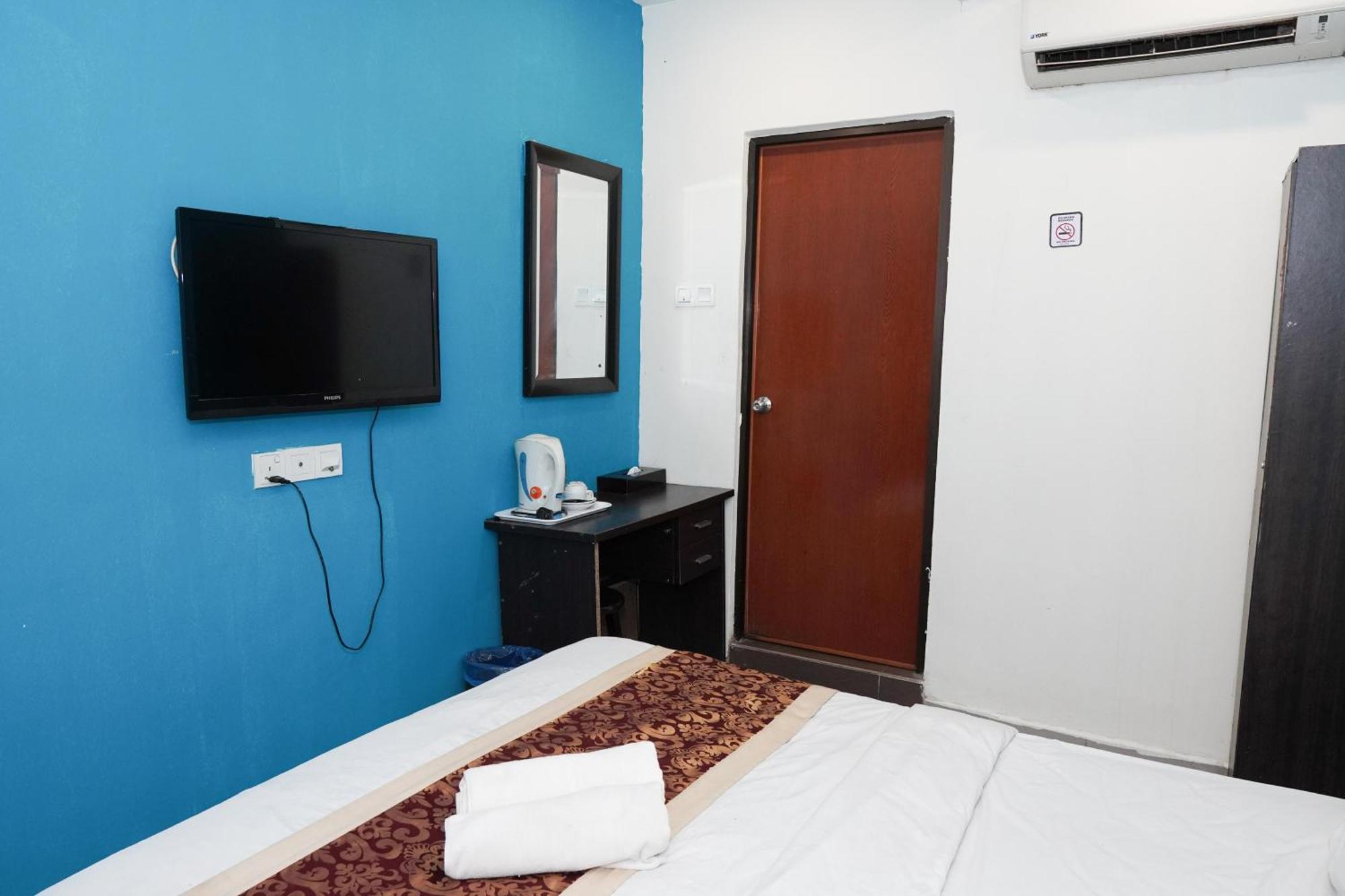 Hotel Shri Putiri Пасир-Гуданг Экстерьер фото