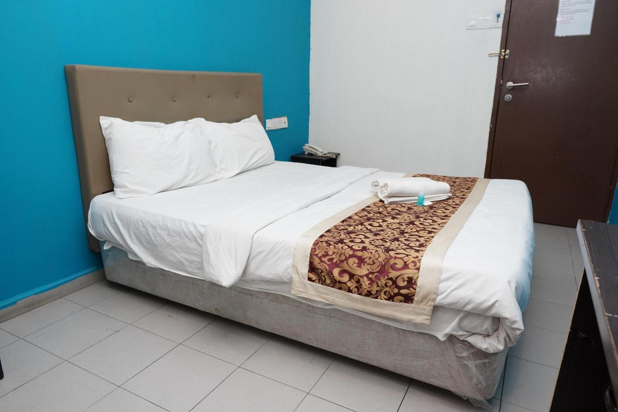 Hotel Shri Putiri Пасир-Гуданг Экстерьер фото